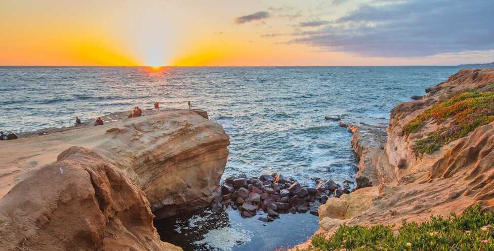 sunset cliffs natural park